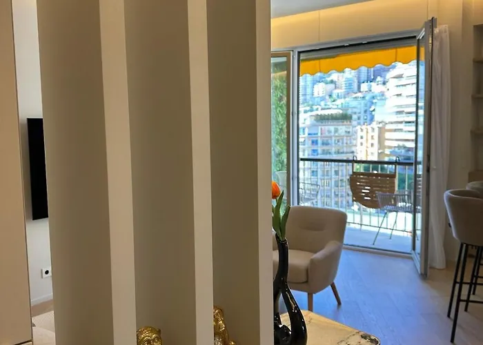 Prime Location-monaco Port Apartment