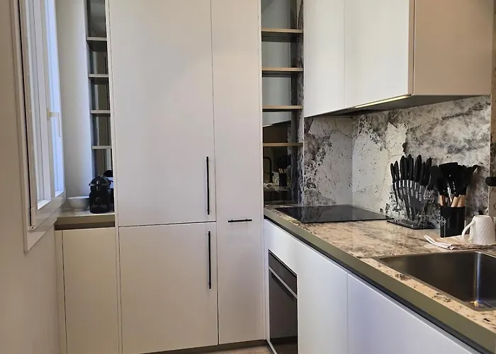 Prime Location-monaco Port Apartment