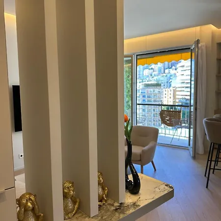 Prime Location-monaco Port Apartment